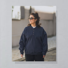 Lade das Bild in den Galerie-Viewer, Russell Athletic Sweatshirt "Vintage Allstars" 90er Made in the USA, blau, L/XL

