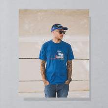 Lade das Bild in den Galerie-Viewer, Jerzees by Russell T-Shirt "Yellowstone Park" 1983 Made in the USA single stitch, blau, L schmal
