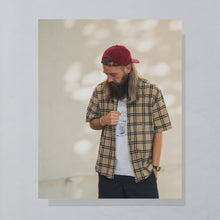 Lade das Bild in den Galerie-Viewer, Camel Collection Hemd 90er, braun, L
