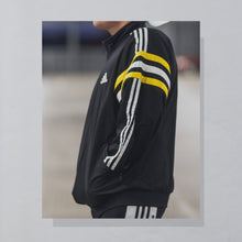 Lade das Bild in den Galerie-Viewer, Adidas Trainingsjacke 1999, schwarz/gelb, L/XL
