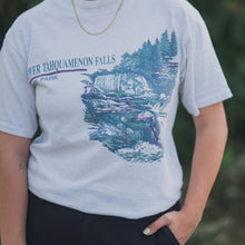 Lade das Bild in den Galerie-Viewer, Eagle Products T-Shirt &quot;Lower Tahquamenon Falls&quot; 90er Single Stitch Made in the USA, grau, L schmal
