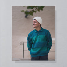 Lade das Bild in den Galerie-Viewer, Fruit of the Loom Strickpullover 90er Made in Italy, blau, M/L
