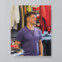 Lade das Bild in den Galerie-Viewer, T-Shirt "Vintage Allstars Pocket Tee" 70er/80er single stitch, lila, M
