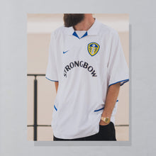 Lade das Bild in den Galerie-Viewer, Nike Trikot &quot;Leeds United&quot; 2002/03 Made in Portugal, weiß, XL
