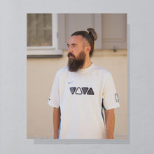 Lade das Bild in den Galerie-Viewer, Nike x Viva Trikot &quot;Promo Nummer 2&quot; 2000er Y2K, weiß/grau, L
