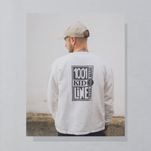 Lade das Bild in den Galerie-Viewer, Big Play Sweatshirt 90er, weiß, S/M breit
