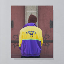 Lade das Bild in den Galerie-Viewer, Chase Authentics Jacke  - Camel Smokin Joes Racing - 90er Made in the USA, gelb/lila, XL/XXL
