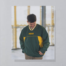 Lade das Bild in den Galerie-Viewer, NFL V-Neck Windbreaker &quot;Green Bay Packers&quot;, gelb/grün, L/XL breit
