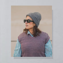 Lade das Bild in den Galerie-Viewer, Atelier Goldener Schnitt Hemd 70er/80er, weiß/blau, M Damen
