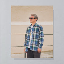 Lade das Bild in den Galerie-Viewer, T-Shirt "Art Tee" 90er single stitch, weiß, L/XL
