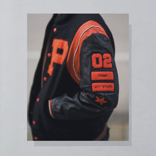 Lade das Bild in den Galerie-Viewer, General Sports College Jacke &quot;Amanda&quot; 90er/00er, schwarz, M/L
