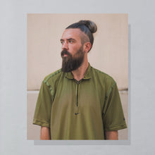 Lade das Bild in den Galerie-Viewer, Nike x Andre Agassi Trikot "Tennis Centerswoosh" 90er Dri F.I.T. Made in El Salvador, grün, XL (tagged L)
