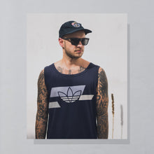 Lade das Bild in den Galerie-Viewer, Adidas Tanktop &quot;trefoil&quot; 80er/90er single stitch Made in the USA, blau, L schmal
