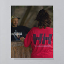 Lade das Bild in den Galerie-Viewer, Helly Hansen T-Shirt &quot;Young America&quot; 90er/00er, rot, L
