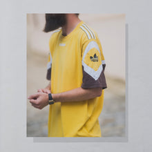 Lade das Bild in den Galerie-Viewer, Adidas T-Shirt 1999, gelb/braun, XXL
