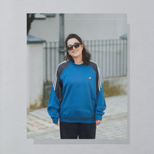 Lade das Bild in den Galerie-Viewer, Adidas Sweatshirt "climawarm" 2003, blau, L/XL
