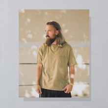 Lade das Bild in den Galerie-Viewer, GAP T-Shirt "Pocket Tee" 90er Made in the USA single stitch, grün, XL
