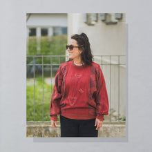 Lade das Bild in den Galerie-Viewer, Carlo Colucci Sweatshirt 90er made in Germany, rot, L breit
