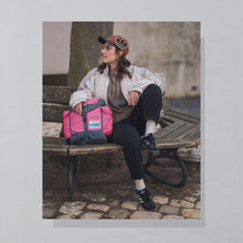 Lade das Bild in den Galerie-Viewer, Adidas Rucksack 80er, pink/rosa
