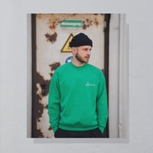 Lade das Bild in den Galerie-Viewer, Screen Stars Sweatshirt &quot;Ireland&quot;, grün, L
