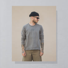Lade das Bild in den Galerie-Viewer, Nike Sweatshirt 2000er, grau, M
