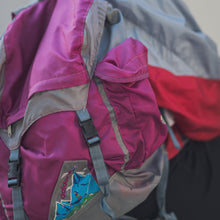 Lade das Bild in den Galerie-Viewer, Adidas Rucksack 80er West Germany, lila
