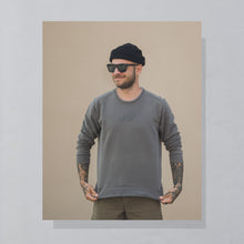 Lade das Bild in den Galerie-Viewer, Nike Sweatshirt 2000er, grau, M
