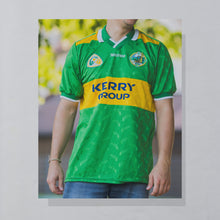 Lade das Bild in den Galerie-Viewer, MT Sports Trikot &quot;Millfield&quot; Kerry Group 1997 Made in Ireland, grün/gelb, L
