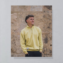 Lade das Bild in den Galerie-Viewer, Joy Sportswear Quarter Zip "Vintage Allstars" 90er, gelb, L/XL
