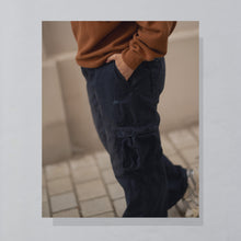 Lade das Bild in den Galerie-Viewer, Chaps Sweatshirt &quot;Pocket&quot; 90er Made in the USA, braun, L/XL
