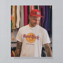 Lade das Bild in den Galerie-Viewer, Hard Rock Cafe T-Shirt "Save The Planet Hong Kong" 90er single stitch, weiß, M
