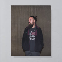 Lade das Bild in den Galerie-Viewer, Fruit of the Loom T-Shirt &quot;Queens of the Stone Age&quot; 00er, schwarz faded, XL
