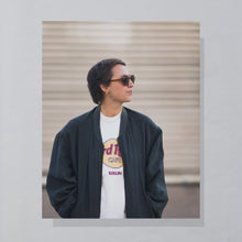 Lade das Bild in den Galerie-Viewer, Jean Legalli Silk Bomber &quot;100% Seide&quot; mit Schulterpolstern 90er, grau, L/XL
