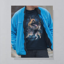 Lade das Bild in den Galerie-Viewer, B&amp;C T-Shirt &quot;Schäferhund&quot; 2003 Atelier Bötzel, schwarz, XL/XXL
