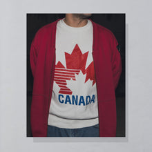 Lade das Bild in den Galerie-Viewer, Fruit of the Loom Sweatshirt &quot;Canada Albertville&quot; 1992 Made in Canada, weiß, L/XL
