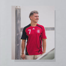 Lade das Bild in den Galerie-Viewer, Adidas Trikot "DFB Schweinsteiger" 2006 climacool, rot, M/L
