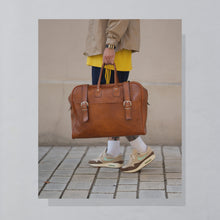 Lade das Bild in den Galerie-Viewer, Weekender 80er/90er, braun
