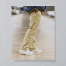 Lade das Bild in den Galerie-Viewer, Dickies Chino &quot;slim straight&quot;, beige, 33/31
