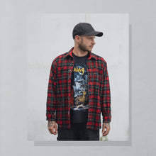 Lade das Bild in den Galerie-Viewer, Pendleton Hemd &quot;100% virgin Wool&quot; 60er/70er Made in the USA, rot, L etwas kürzere Ärmel
