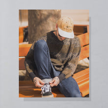 Lade das Bild in den Galerie-Viewer, Strickpullover 90er Made in Italy, braun, L
