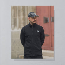 Lade das Bild in den Galerie-Viewer, The North Face Fleece Jacke, schwarz, M
