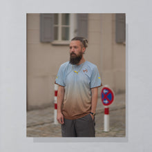 Lade das Bild in den Galerie-Viewer, Puma Trikot &quot;Africa unity Shirt&quot; 2010, blau/braun, L
