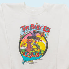 Lade das Bild in den Galerie-Viewer, Fruit of the Loom Sweatshirt &quot;Tar Baby Fun Run&quot; 1993 Made in the USA, weiß, M/L
