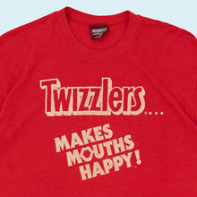 Lade das Bild in den Galerie-Viewer, Hershey&#39;s T-Shirt &quot;Twizzlers&quot; 80er single stitch made in the USA, rot, L/XL schmal
