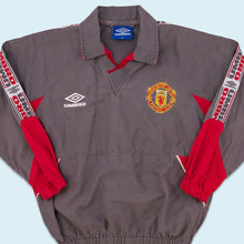 Lade das Bild in den Galerie-Viewer, Umbro Sweatshirt &quot;Manchester United V-Neck&quot; 90er Made in Hong Kong, grau, XS/S
