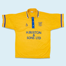 Lade das Bild in den Galerie-Viewer, Paulas Benara Trikot &quot;Leek Town FC&quot; 90er Made in Britan, gelb, L
