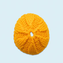 Lade das Bild in den Galerie-Viewer, Mütze 80er, orange, Einheitsgröße
