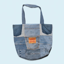 Lade das Bild in den Galerie-Viewer, Reworked Levi's Tasche, blau
