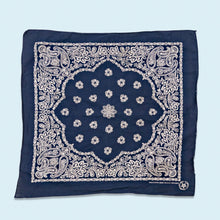 Lade das Bild in den Galerie-Viewer, Bandana Tuch "paisley" crafted with pride in America 90er, blau
