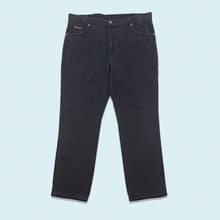 Lade das Bild in den Galerie-Viewer, Wrangler Hose "texas stretch", schwarz, 40/32
